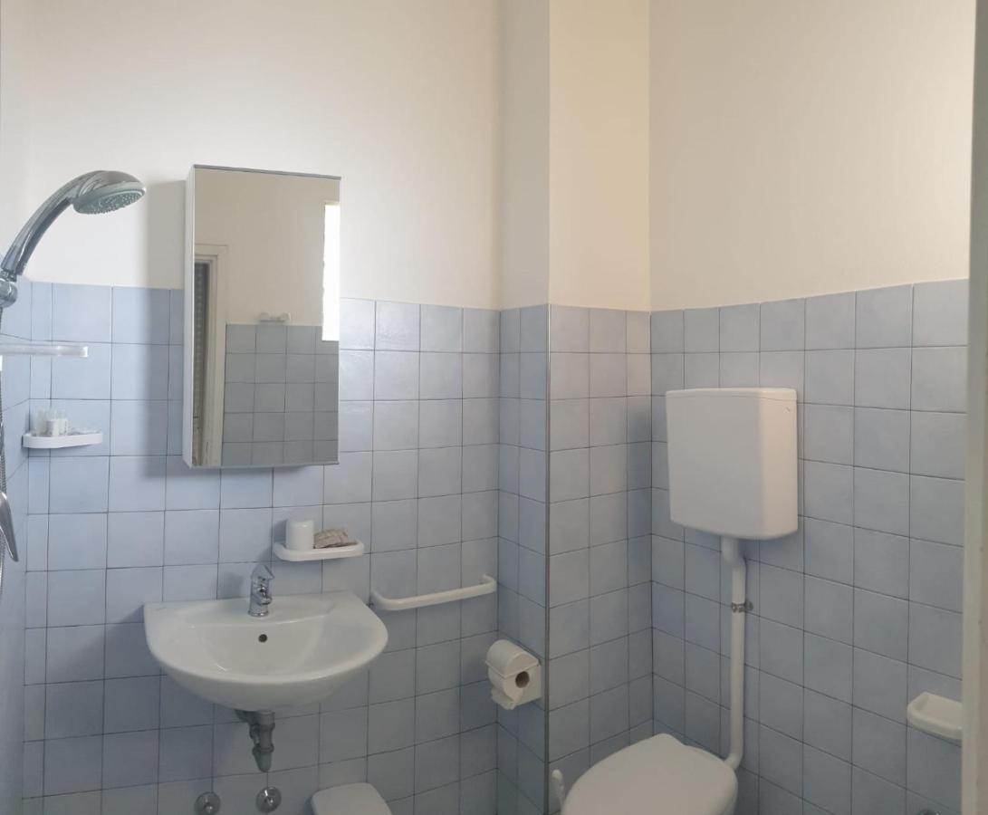 Hotel Alfa Anche In All Inclusive Римини Екстериор снимка