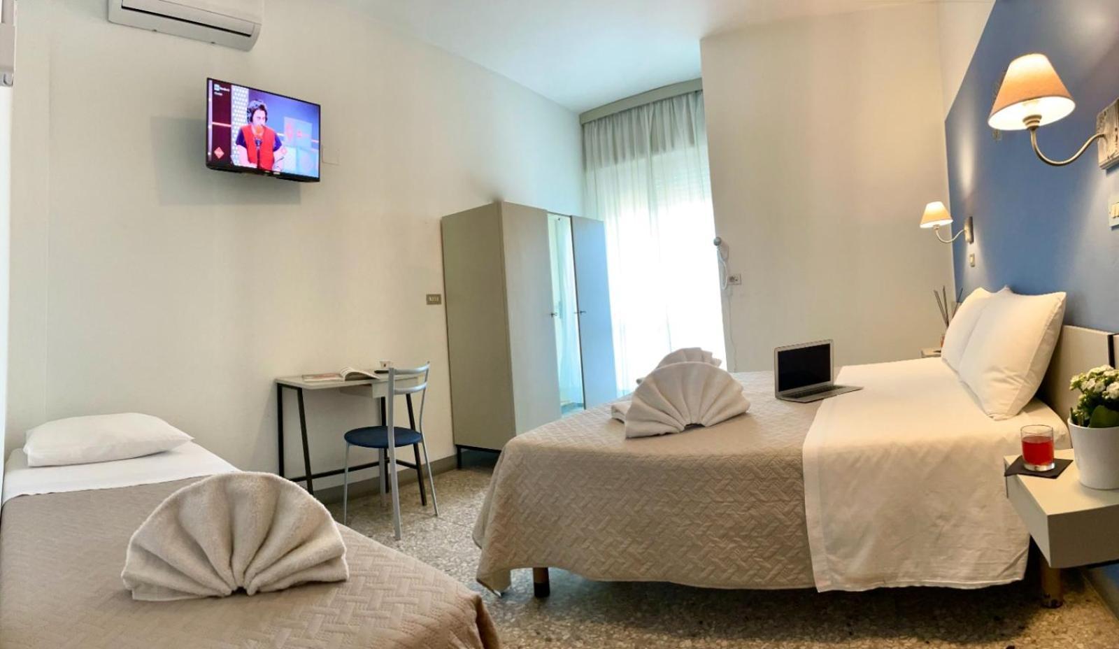 Hotel Alfa Anche In All Inclusive Римини Екстериор снимка