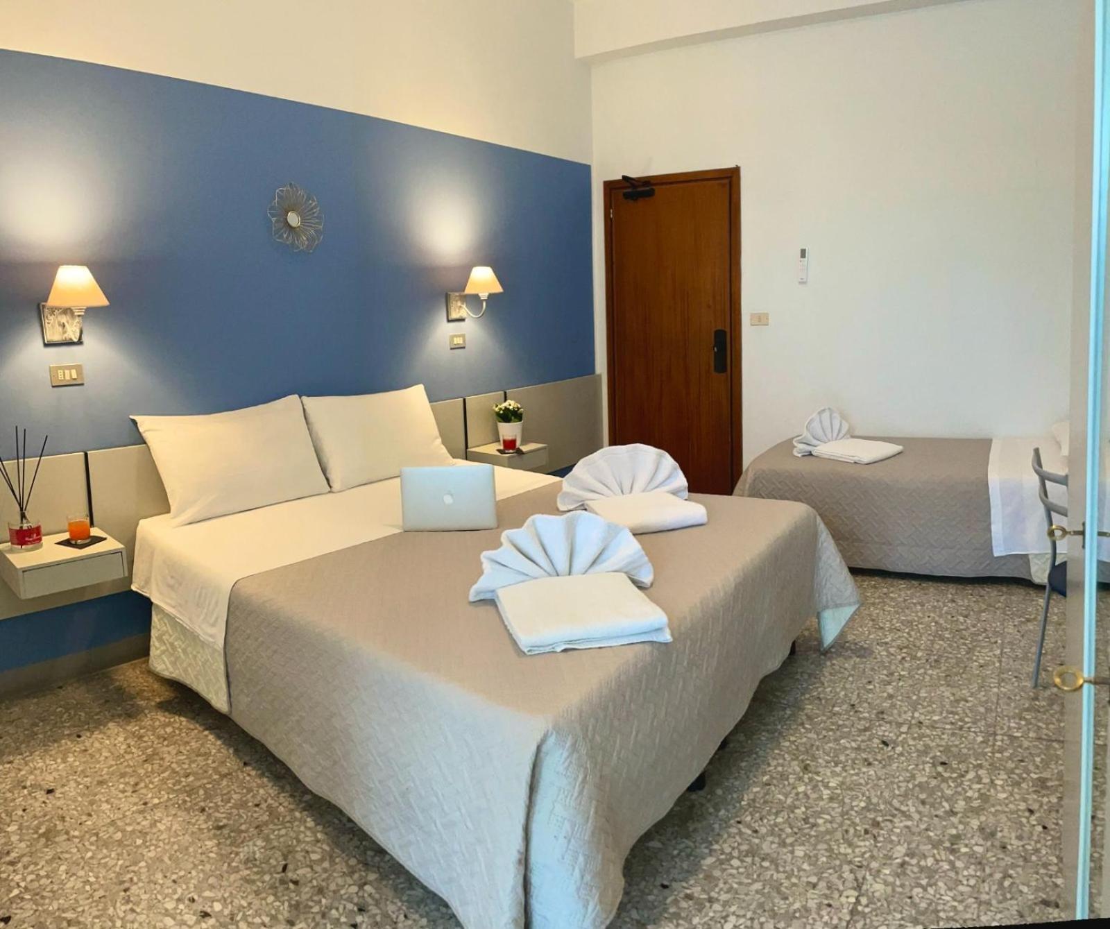 Hotel Alfa Anche In All Inclusive Римини Екстериор снимка
